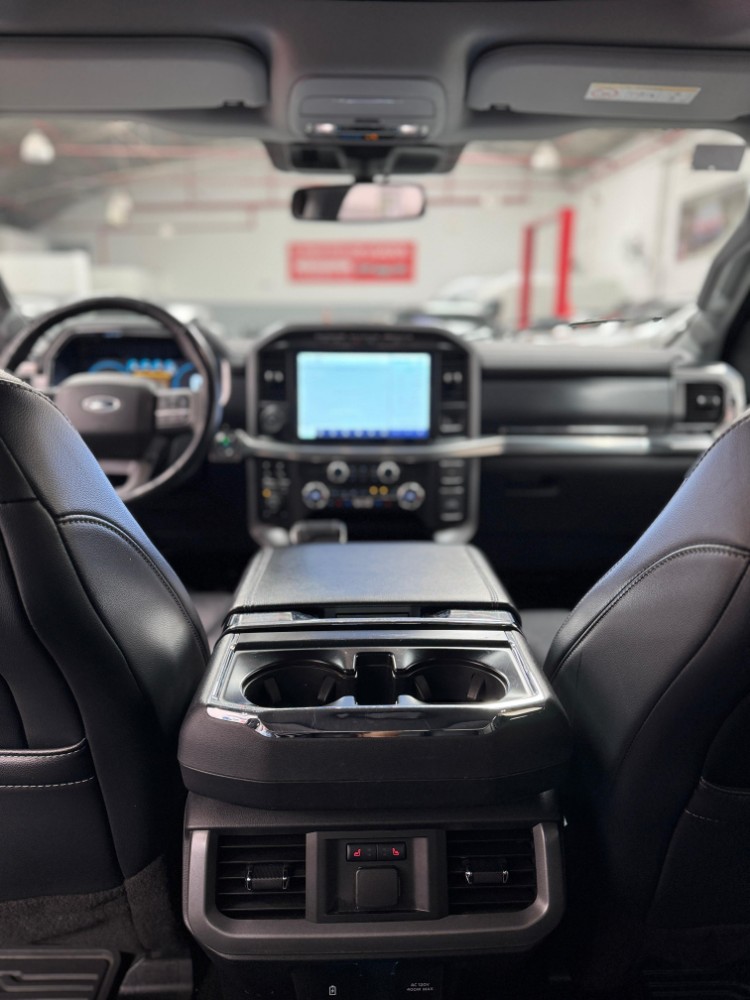 Ford F-150 LARIAT LUXURY 5.0L V8 4X4 AT — foto 7